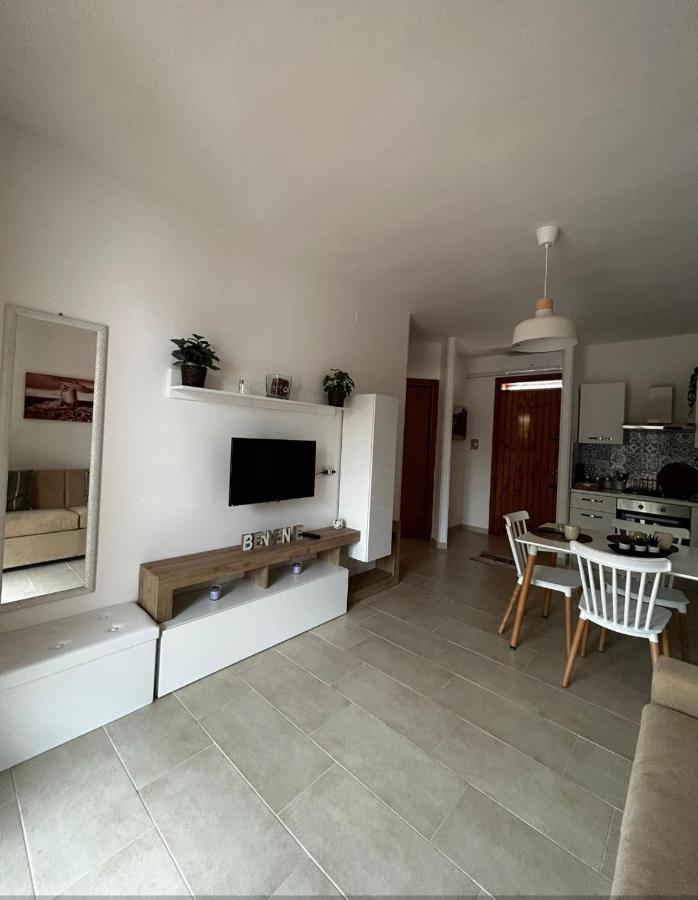 A Casa De Lu Gio Villa Sant'Andrea  Oda fotoğraf